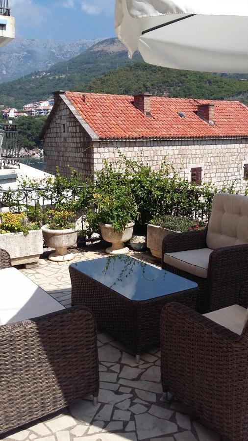 Apartments Stellamar Sveti Stefan Exterior photo